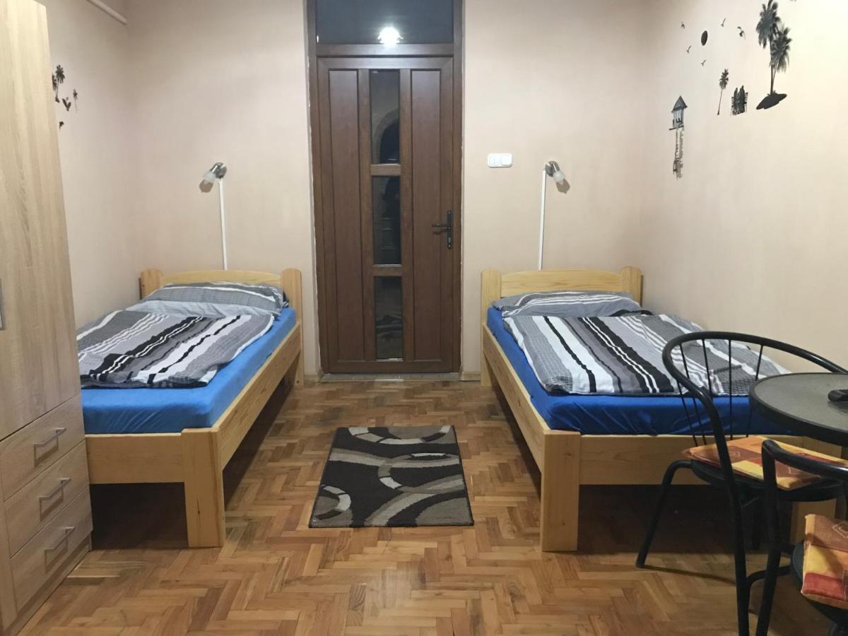Апартаменты Tahiti Apartman Хайдусобосло Экстерьер фото